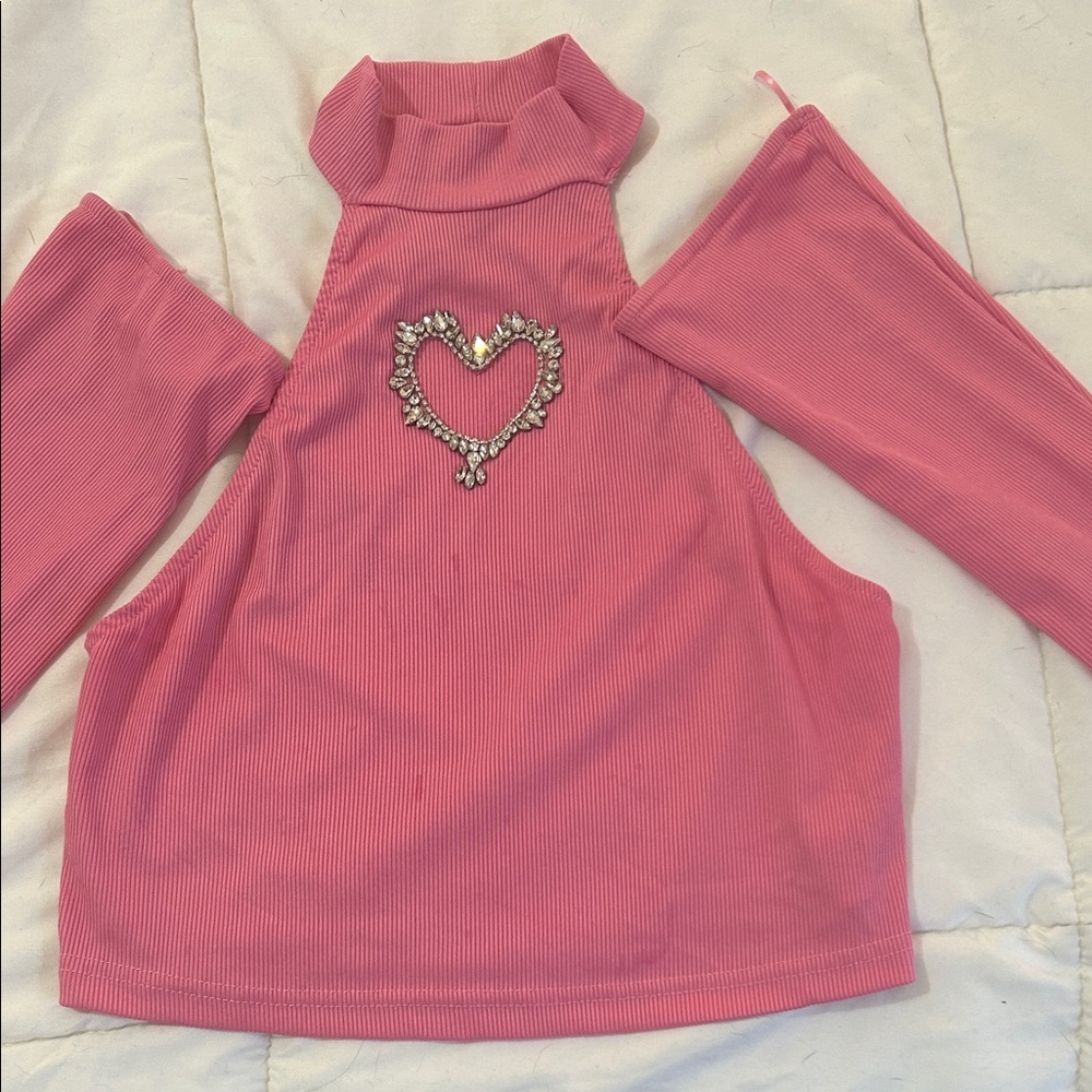 SHEIN Cold Shoulder Heart Top size, large pink heart